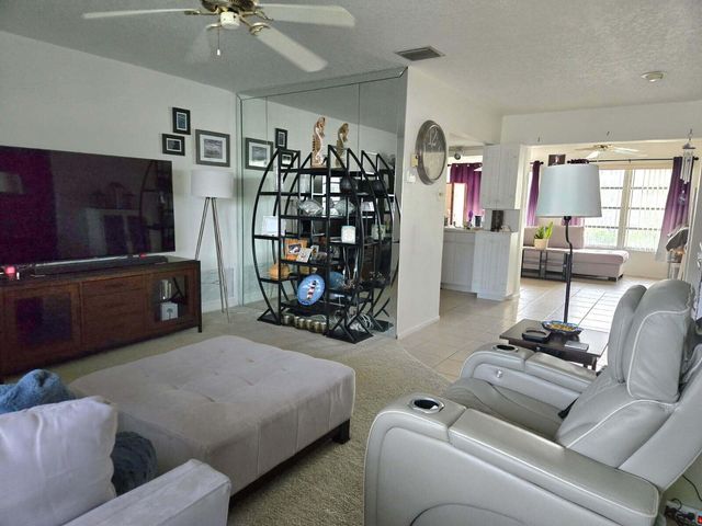 4504 NW 43rd Terrace, Tamarac, FL 33319