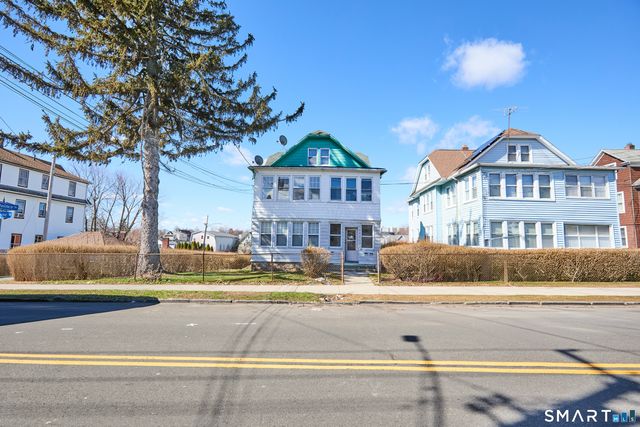 203-207 Wayne Street, Bridgeport, CT 06606