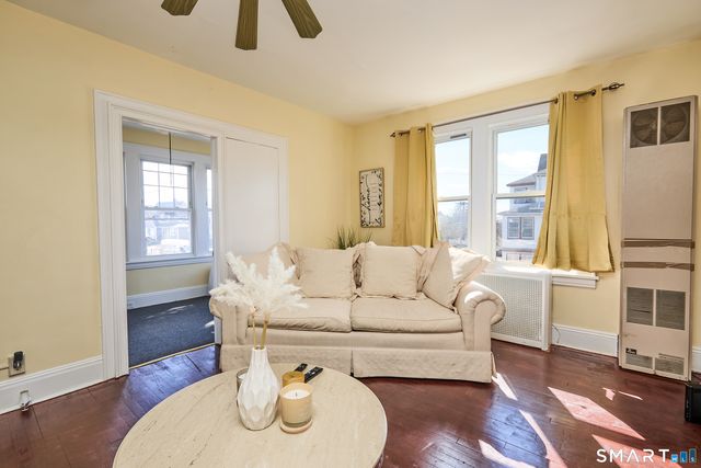 203-207 Wayne Street, Bridgeport, CT 06606