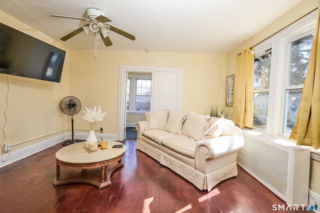 203-207 Wayne Street, Bridgeport, CT 06606