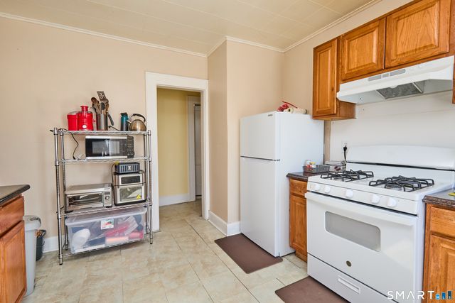 203-207 Wayne Street, Bridgeport, CT 06606