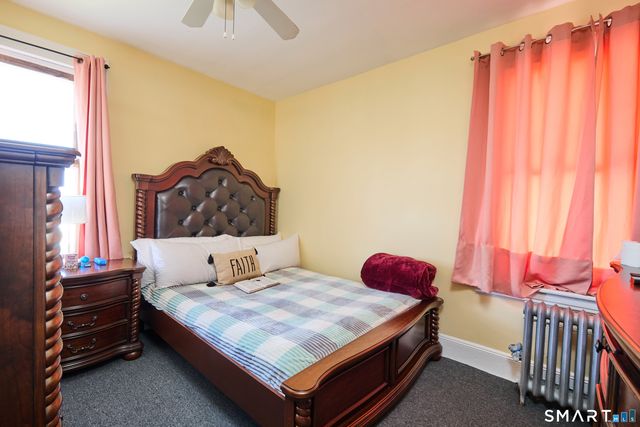 203-207 Wayne Street, Bridgeport, CT 06606