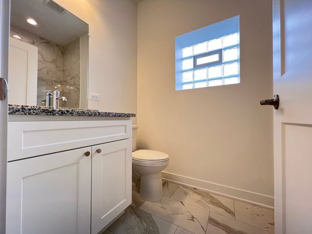 226 W 24th Street 2, Chicago, IL 60616