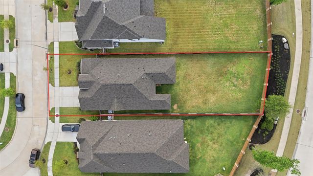 11910 Bazley Knoll Drive, Humble, TX 77346