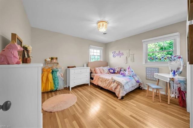 73 Shannon DR, Newport News, VA 23608