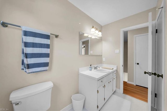 73 Shannon DR, Newport News, VA 23608