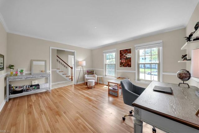 73 Shannon DR, Newport News, VA 23608