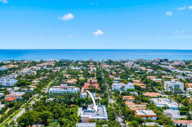 429 Australian Avenue 3, Palm Beach, FL 33480
