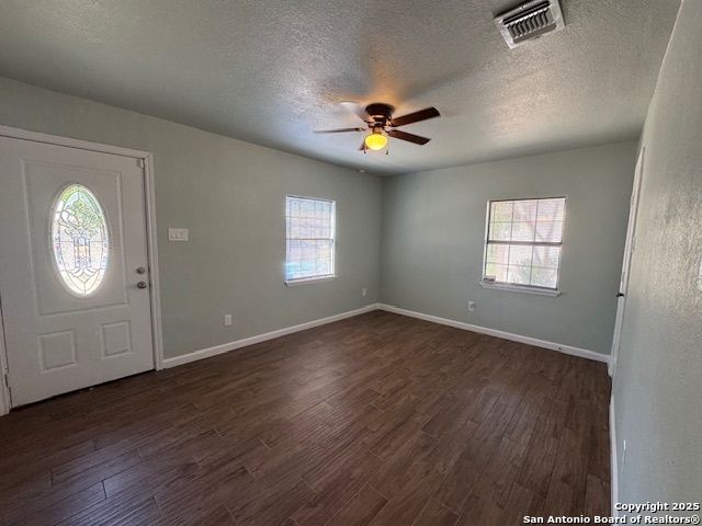 1067 RAYBURN DR, San Antonio, TX 78221