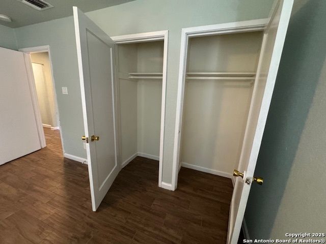 1067 RAYBURN DR, San Antonio, TX 78221
