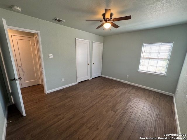 1067 RAYBURN DR, San Antonio, TX 78221