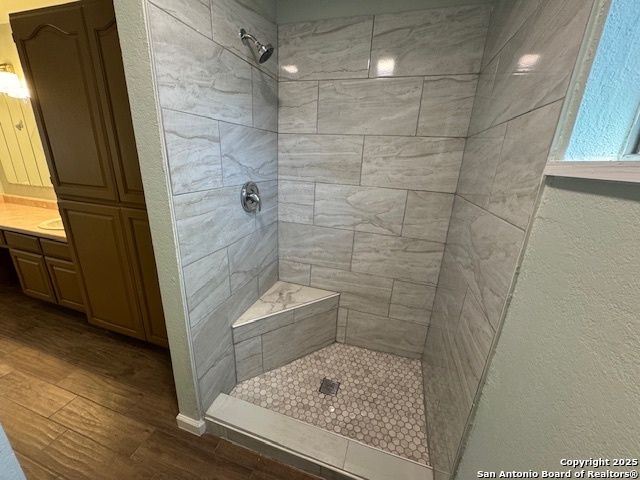 1067 RAYBURN DR, San Antonio, TX 78221