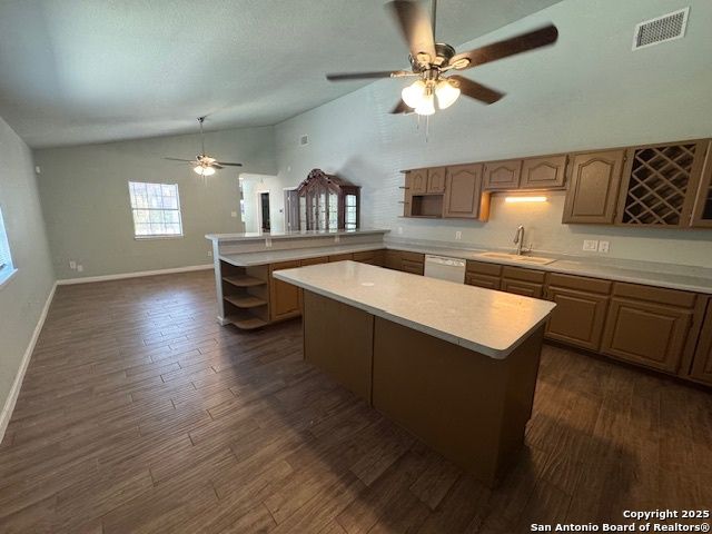 1067 RAYBURN DR, San Antonio, TX 78221