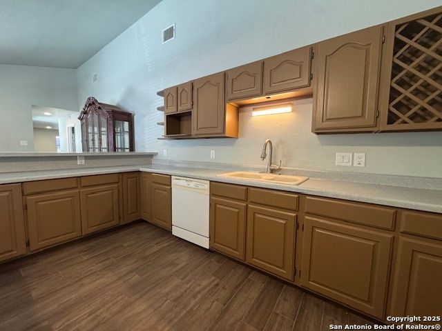 1067 RAYBURN DR, San Antonio, TX 78221