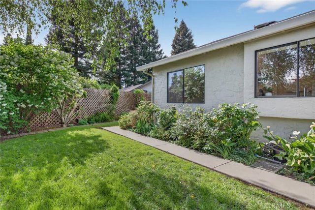 529 Oak Mill Court, Chico, CA 95926