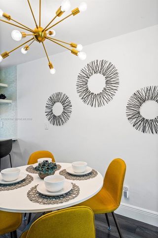 2010 NE 57th St, Fort Lauderdale, FL 33308
