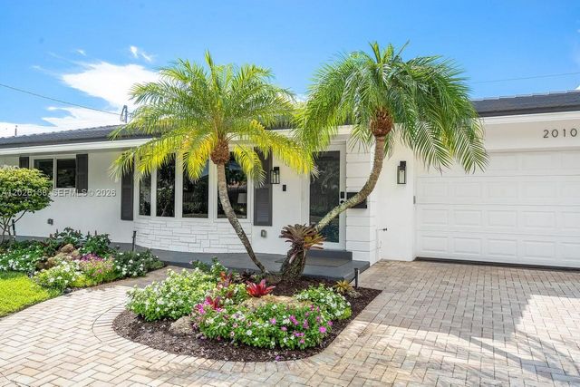 2010 NE 57th St, Fort Lauderdale, FL 33308