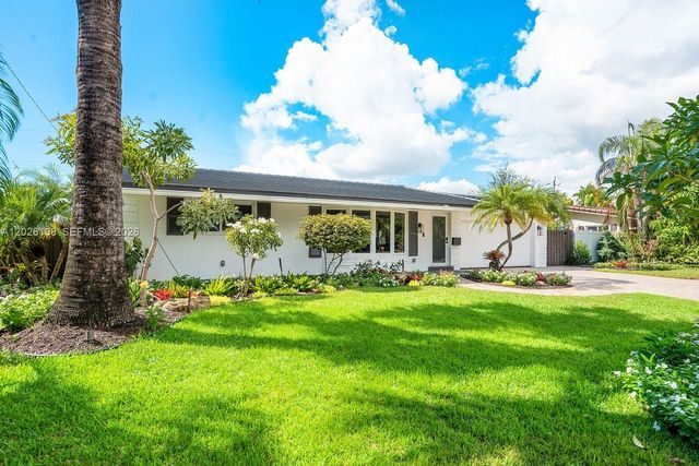 2010 NE 57th St, Fort Lauderdale, FL 33308