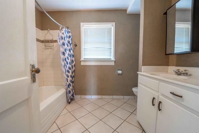 1227 WHITTEN RD, Memphis, TN 38134