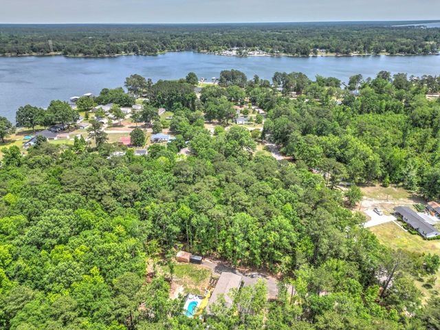 1207 Edmonds Way, Summerton, SC 29148