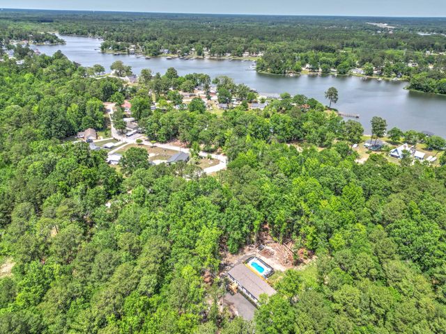1207 Edmonds Way, Summerton, SC 29148