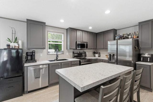 1207 Edmonds Way, Summerton, SC 29148