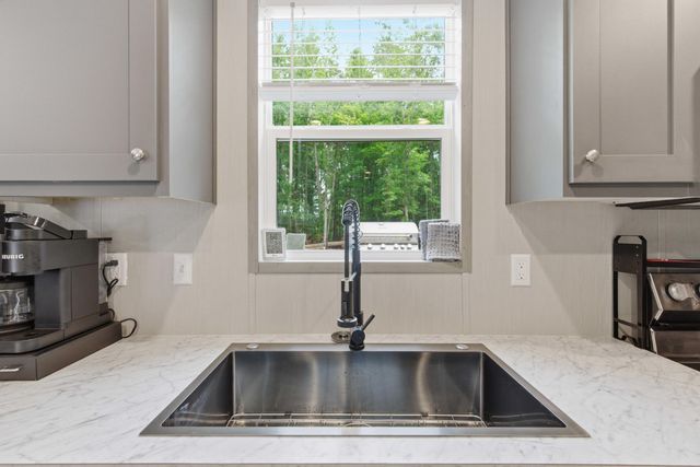 1207 Edmonds Way, Summerton, SC 29148