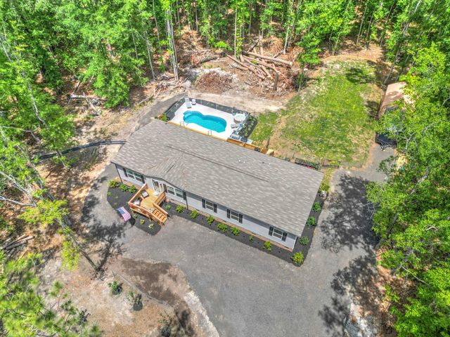 1207 Edmonds Way, Summerton, SC 29148