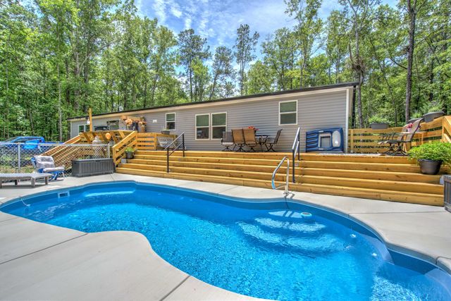 1207 Edmonds Way, Summerton, SC 29148