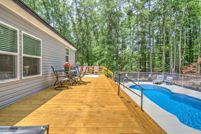 1207 Edmonds Way, Summerton, SC 29148