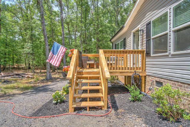 1207 Edmonds Way, Summerton, SC 29148