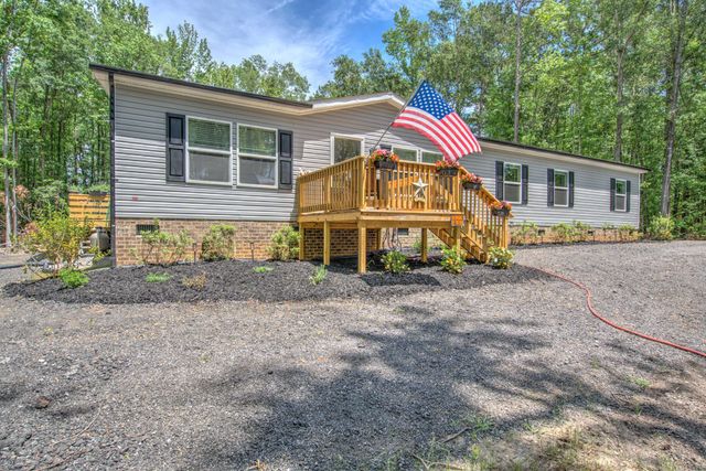 1207 Edmonds Way, Summerton, SC 29148