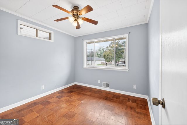 236 6th Avenue, Winder, GA 30680