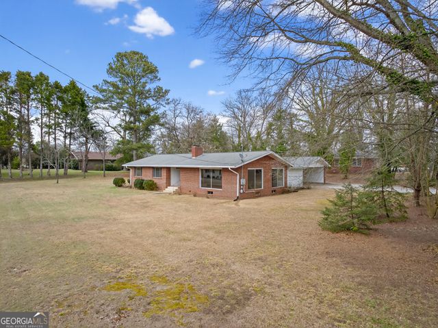 236 6th Avenue, Winder, GA 30680