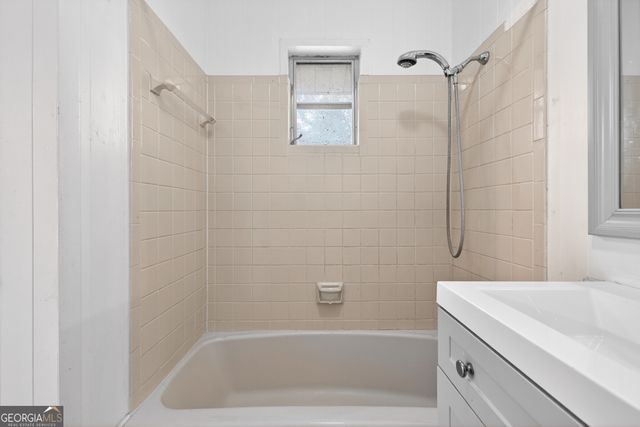 236 6th Avenue, Winder, GA 30680