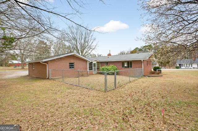 236 6th Avenue, Winder, GA 30680