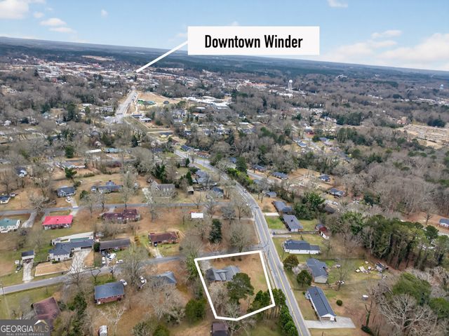 236 6th Avenue, Winder, GA 30680