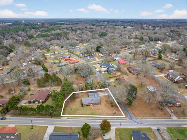 236 6th Avenue, Winder, GA 30680