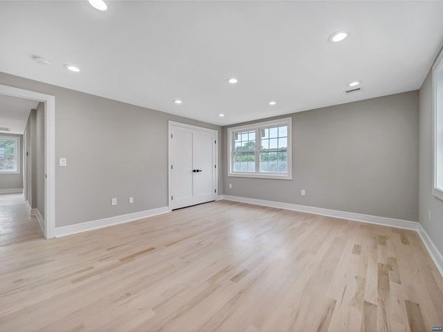 356 New Milford Avenue, Dumont, NJ 07628