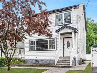356 New Milford Avenue, Dumont, NJ 07628
