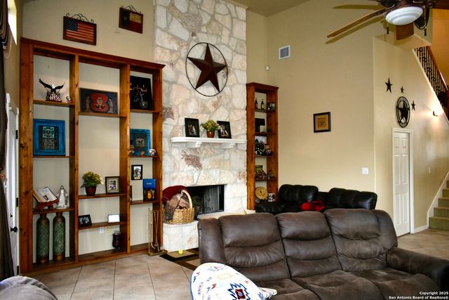 101 hillside, Spring Branch, TX 78070