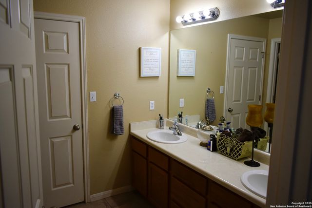 101 hillside, Spring Branch, TX 78070