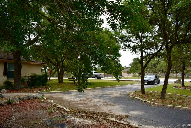 101 hillside, Spring Branch, TX 78070