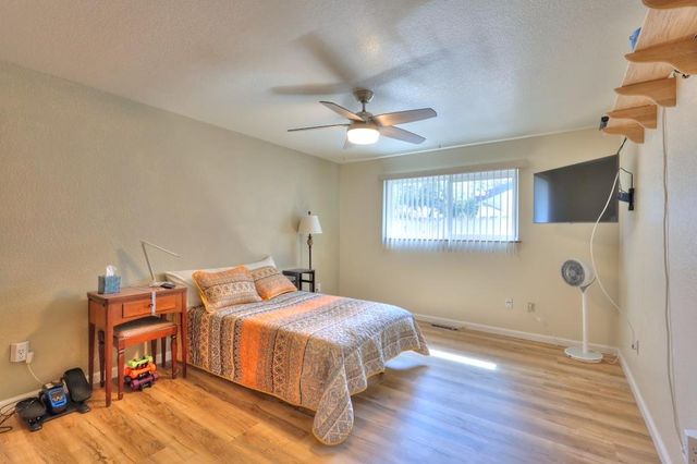 3808 Poinsettia Dr, Modesto, CA 95356