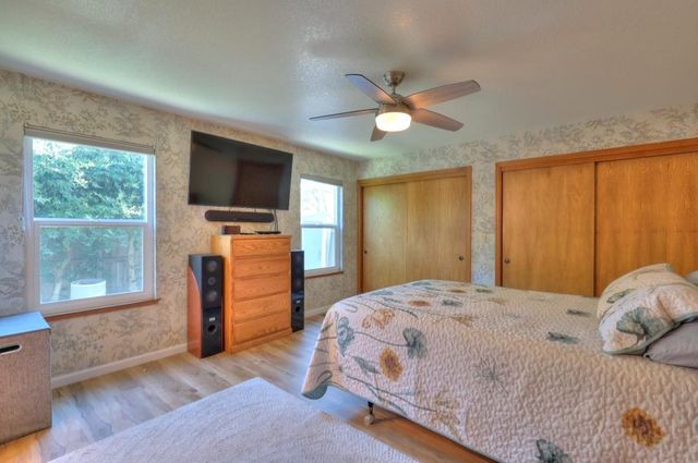 3808 Poinsettia Dr, Modesto, CA 95356