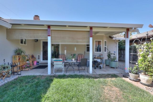 3808 Poinsettia Dr, Modesto, CA 95356