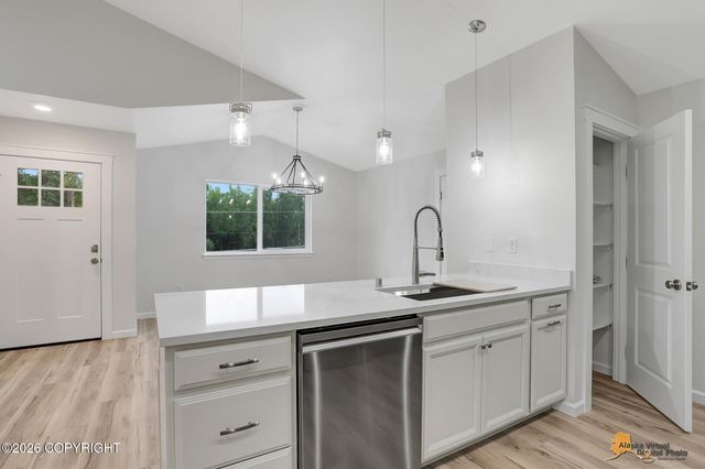 12464 W Corn Street, Houston, AK 99623