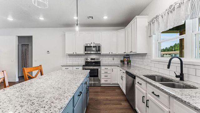 33480 State Highway 112, Seligman, MO 65745