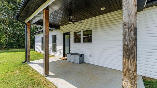 33480 State Highway 112, Seligman, MO 65745