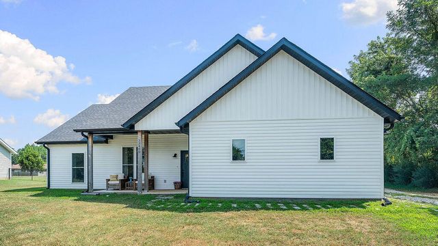 33480 State Highway 112, Seligman, MO 65745